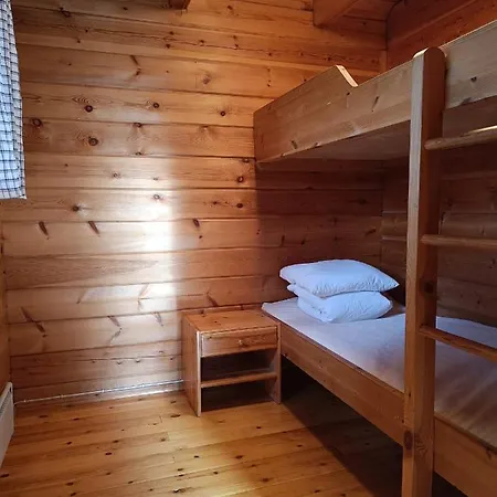 Vepsan Ulkoilusaari Lodge *